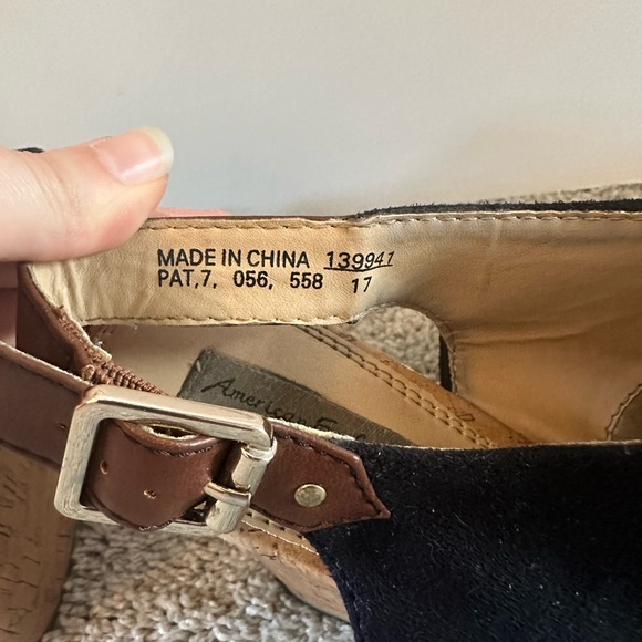 American Eagle Wedges - Picture 3 of 5